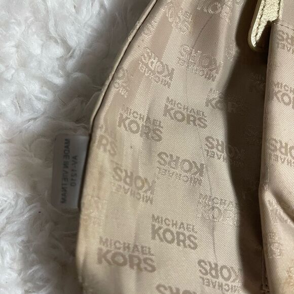 MICHAEL KORS LEATHER MEDIUM TOTE BAG GOLD COLOR MONOGRAM - Picture 15 of 15